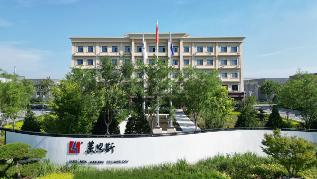 双奖加冕·实力共鉴 | 莱恩斯荣膺2026年度两项行业权威大奖，以“好墙面”立品质房企新标杆 图片
